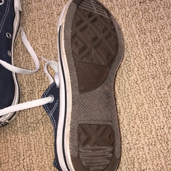 NAVY BLUE CONVERSE - Picture 4 of 8